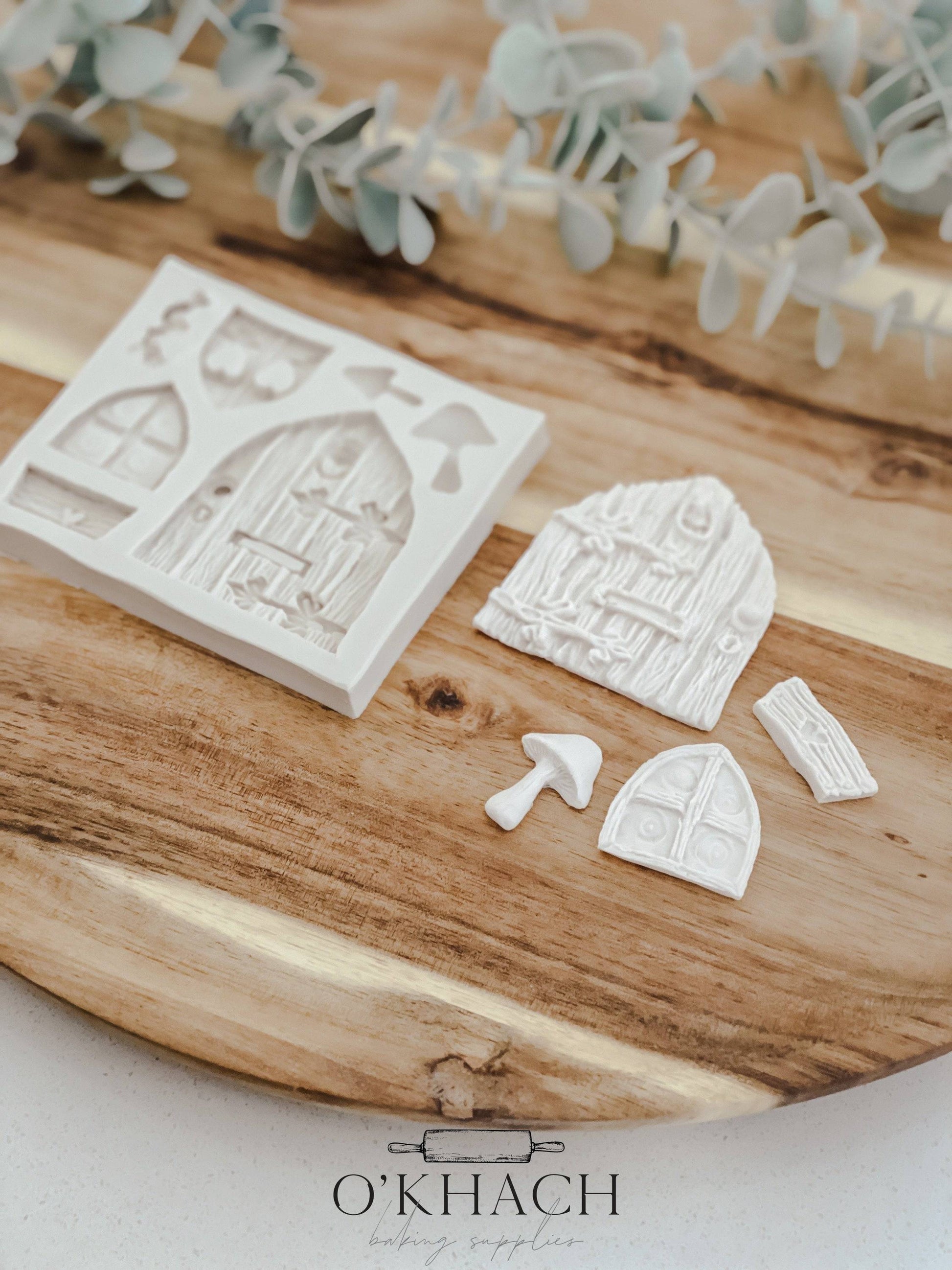 Little Cottage - Silicone Mould - Perfect for Fondant, Chocolate, & Cake Decorating