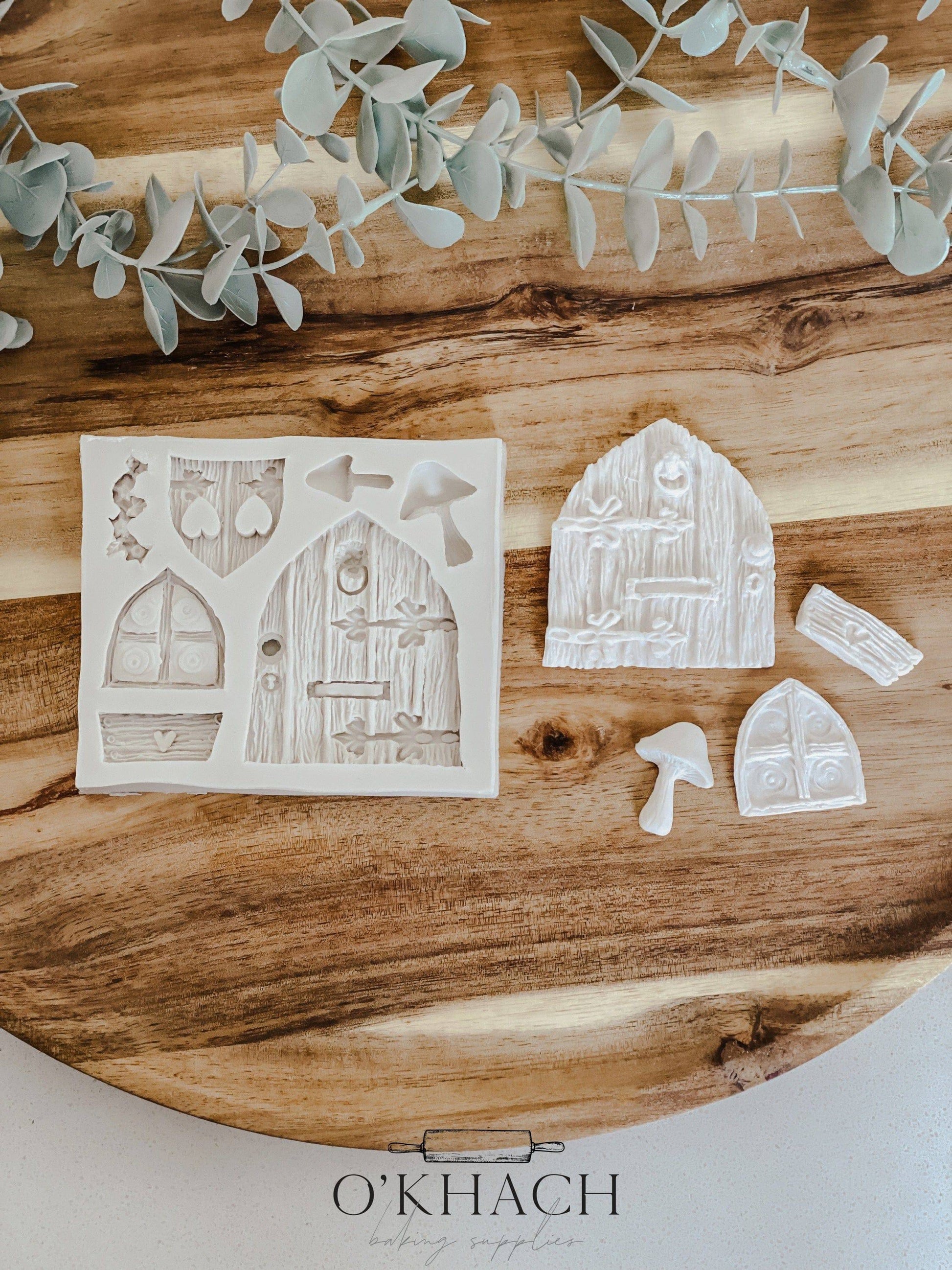 Little Cottage - Silicone Mould - Perfect for Fondant, Chocolate, & Cake Decorating