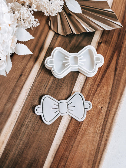 Bow Tie Cookie Stamp & Cutter - O'Khach Baking Supplies