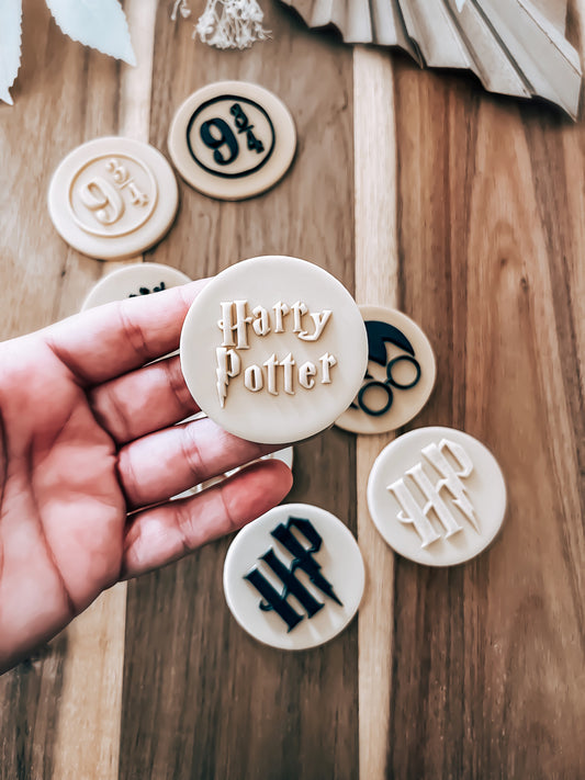 Mini Harry Potter Script 'UP' - Cookie Stamp - Fondant & Sugar Cookies