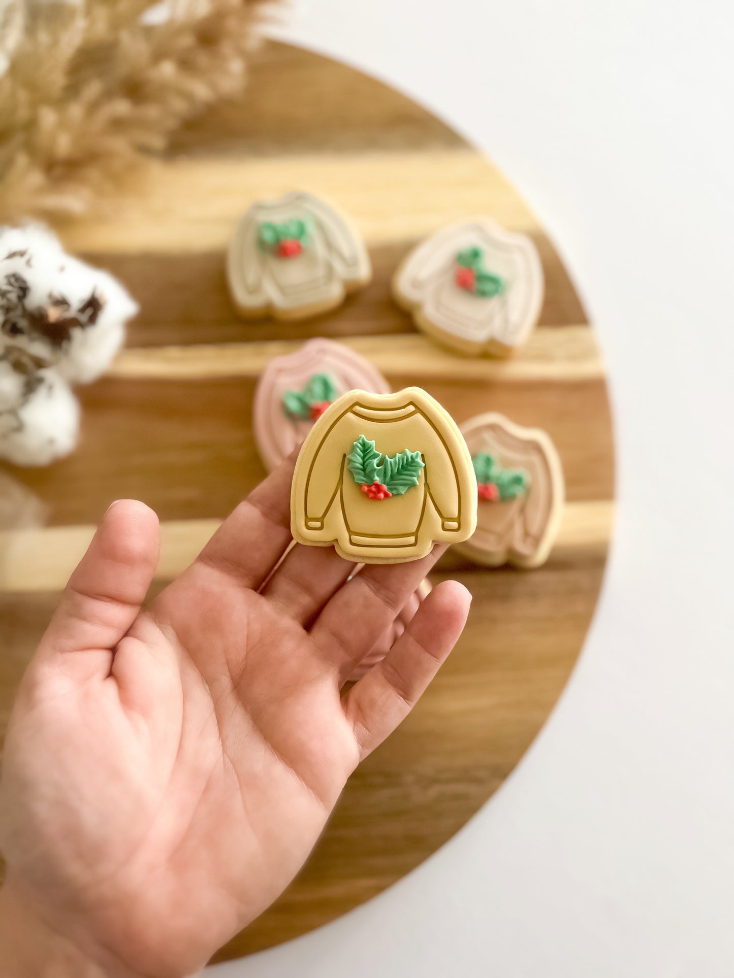 Mini Sweater - Cookie Stamp & Cutter - Fondant & Sugar Cookies